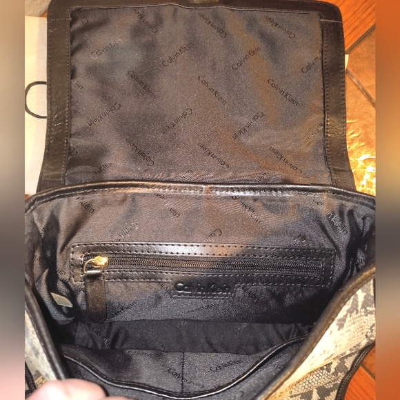 BRAND NEW Calvin Klein Embossed Suede & Leather Purse w/2 straps & Dustbag NWT - Picture 14 of 16